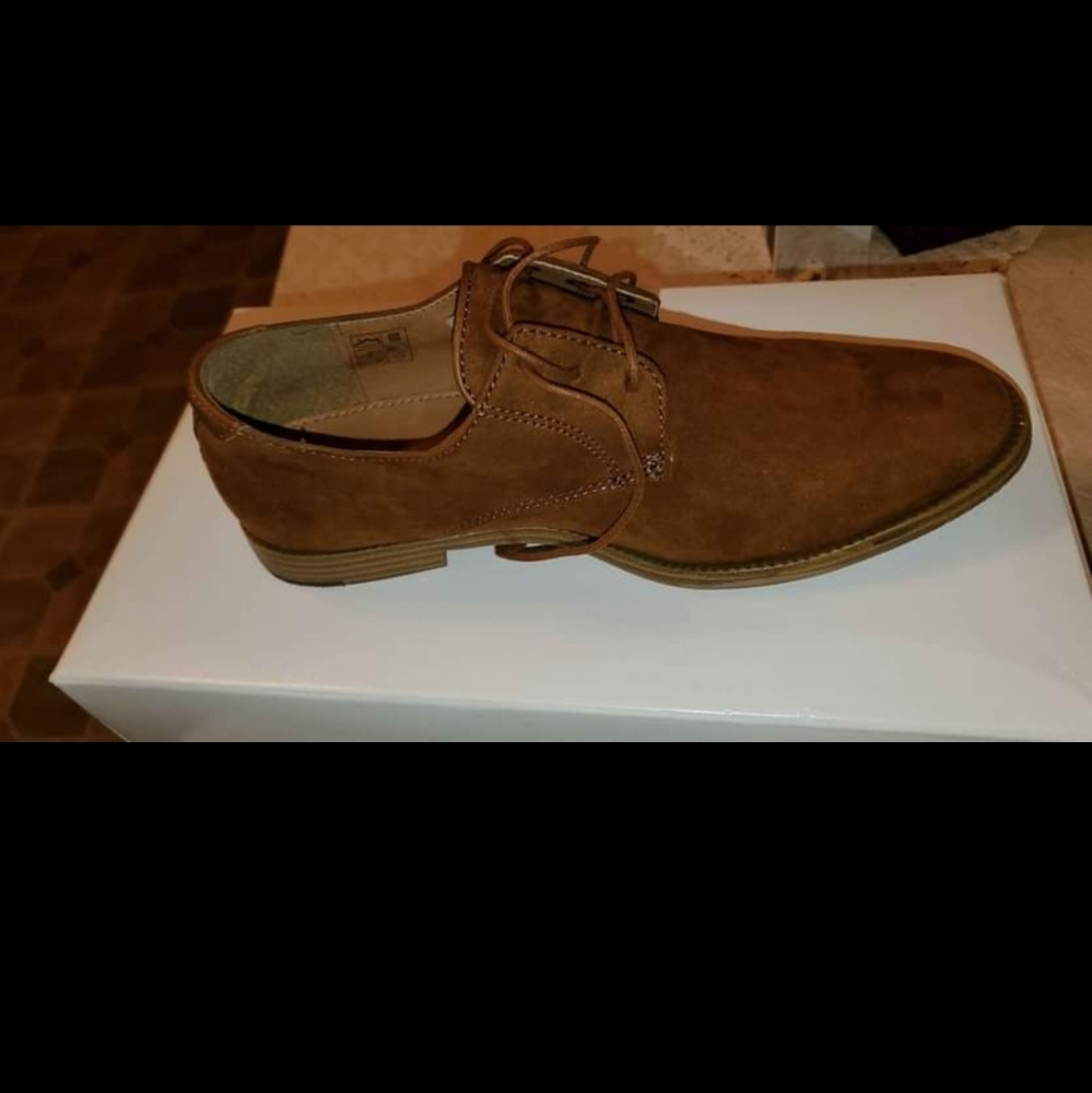 Men's dress shoe